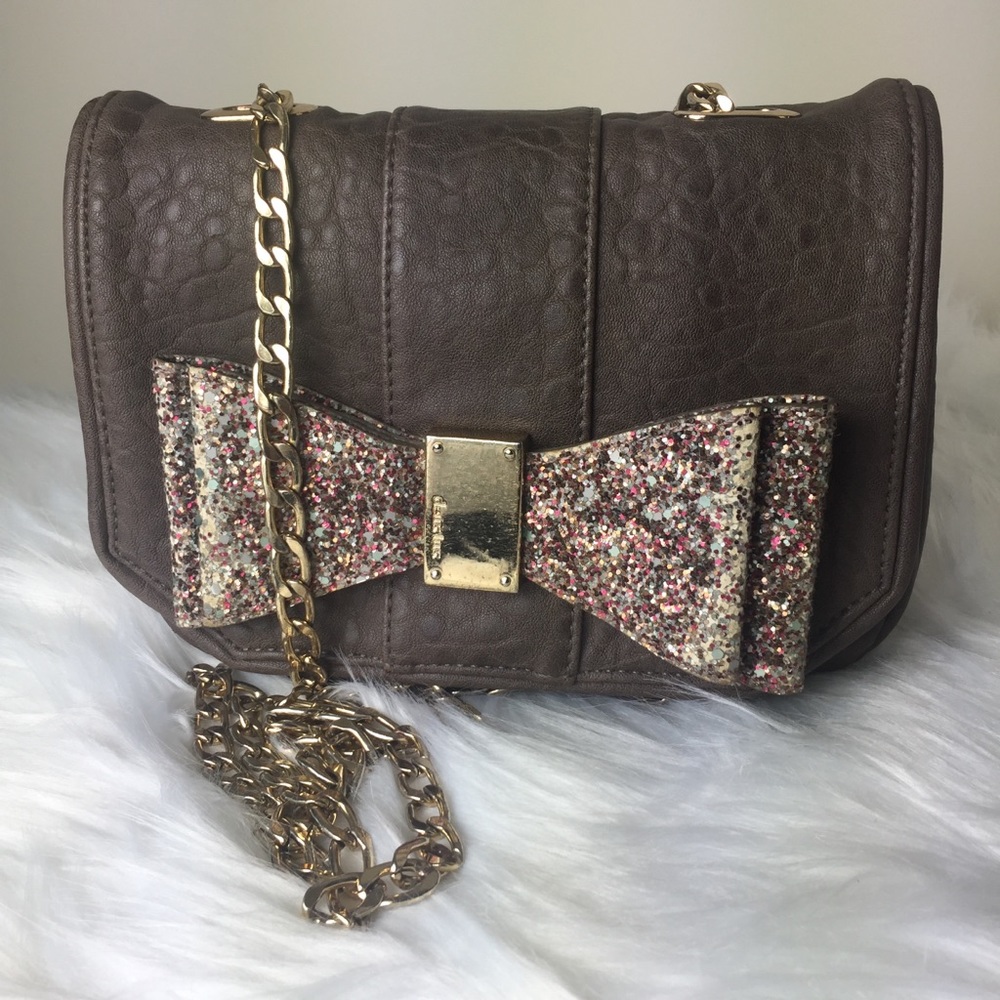 Deuc Lux Cross body chain purse